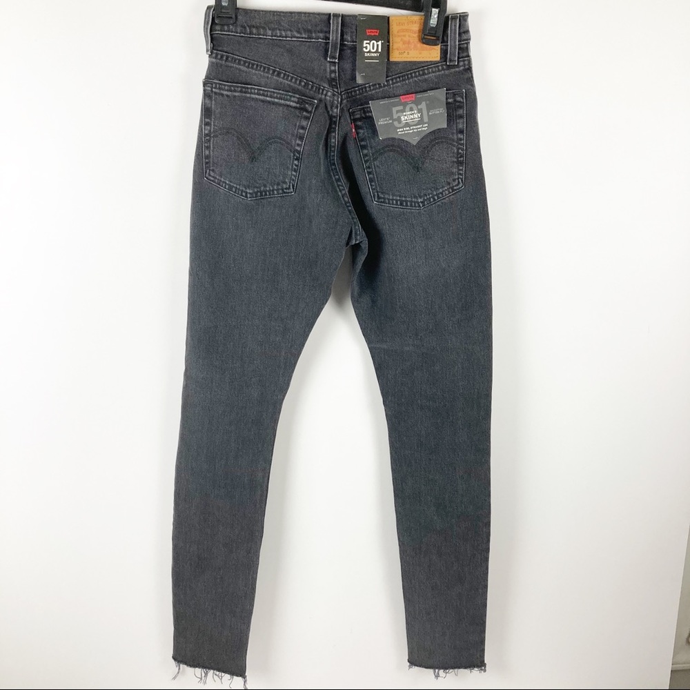 NWT Levi’s 501 Faded Black Distressed vintage Jeans Sz 25